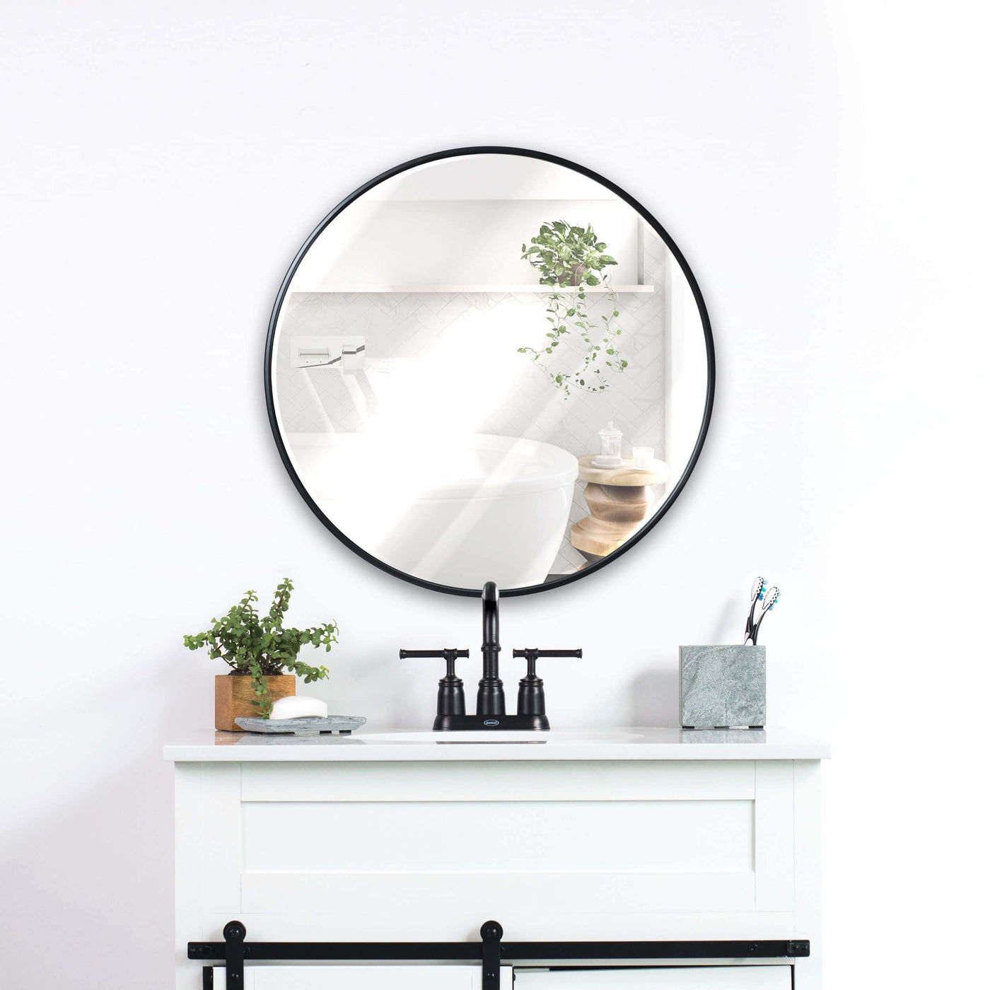 24" Round Wall Mirror With Thin Metal Frame